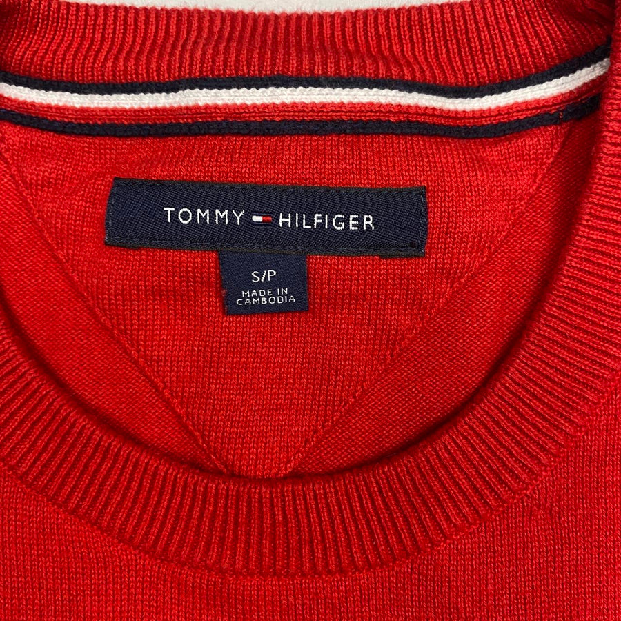 Tommy Hilfiger Vintage Red Fine Knit Jumper with Large Logo to Chest